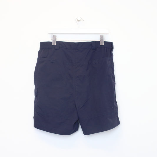 Vintage TOG 24 cargo shorts in navy. Best fits 37