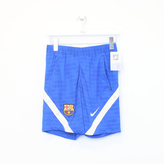 Vintage Nike shorts in blue. Best fits S