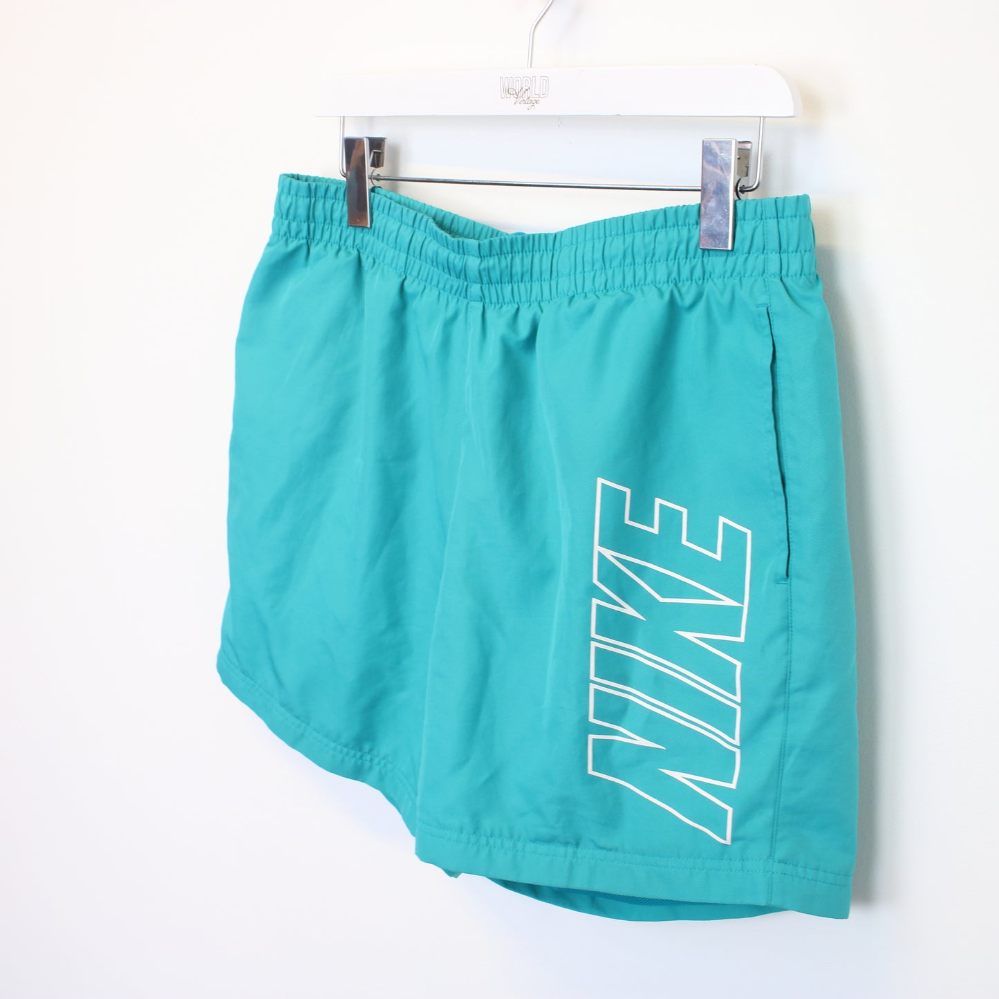 Vintage Nike shorts in blue. Best fits L