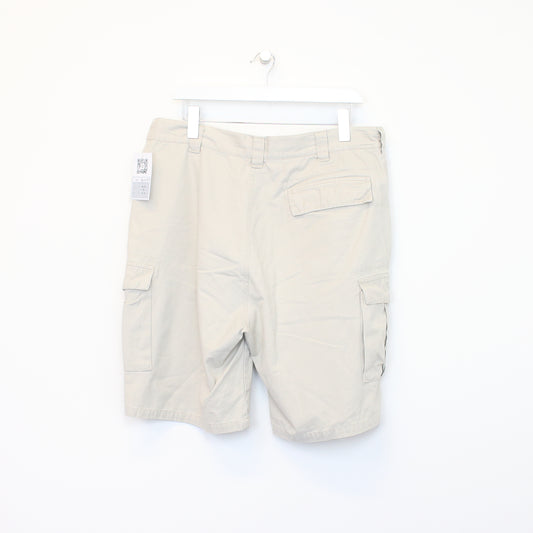 Vintage Unbranded cargo shorts in beige. Best fits 35