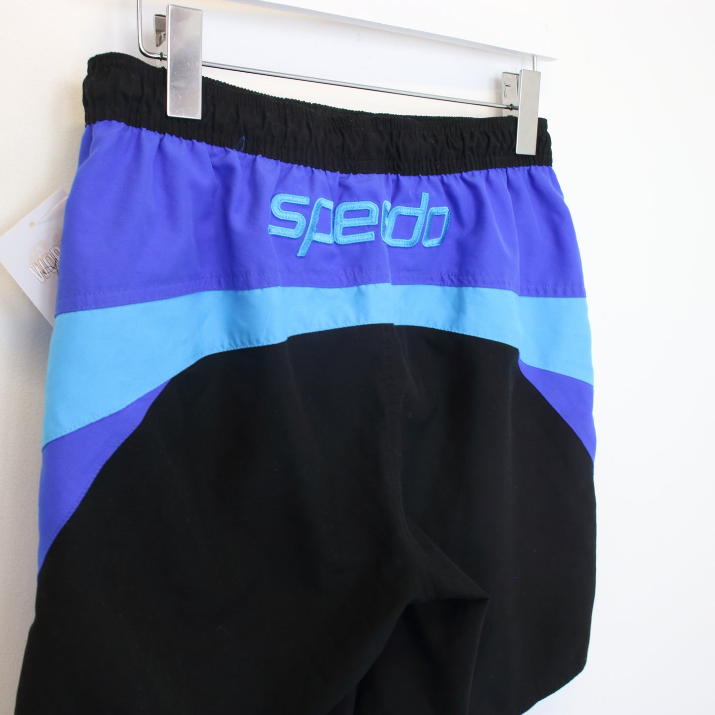 Vintage Speedo shorts in black. Best fits M