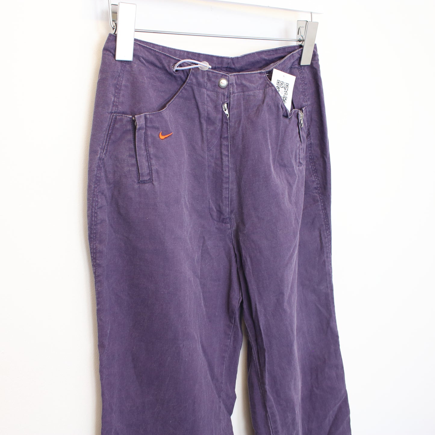 Vintage Women's Nike joggers in purple. Best fits size 6