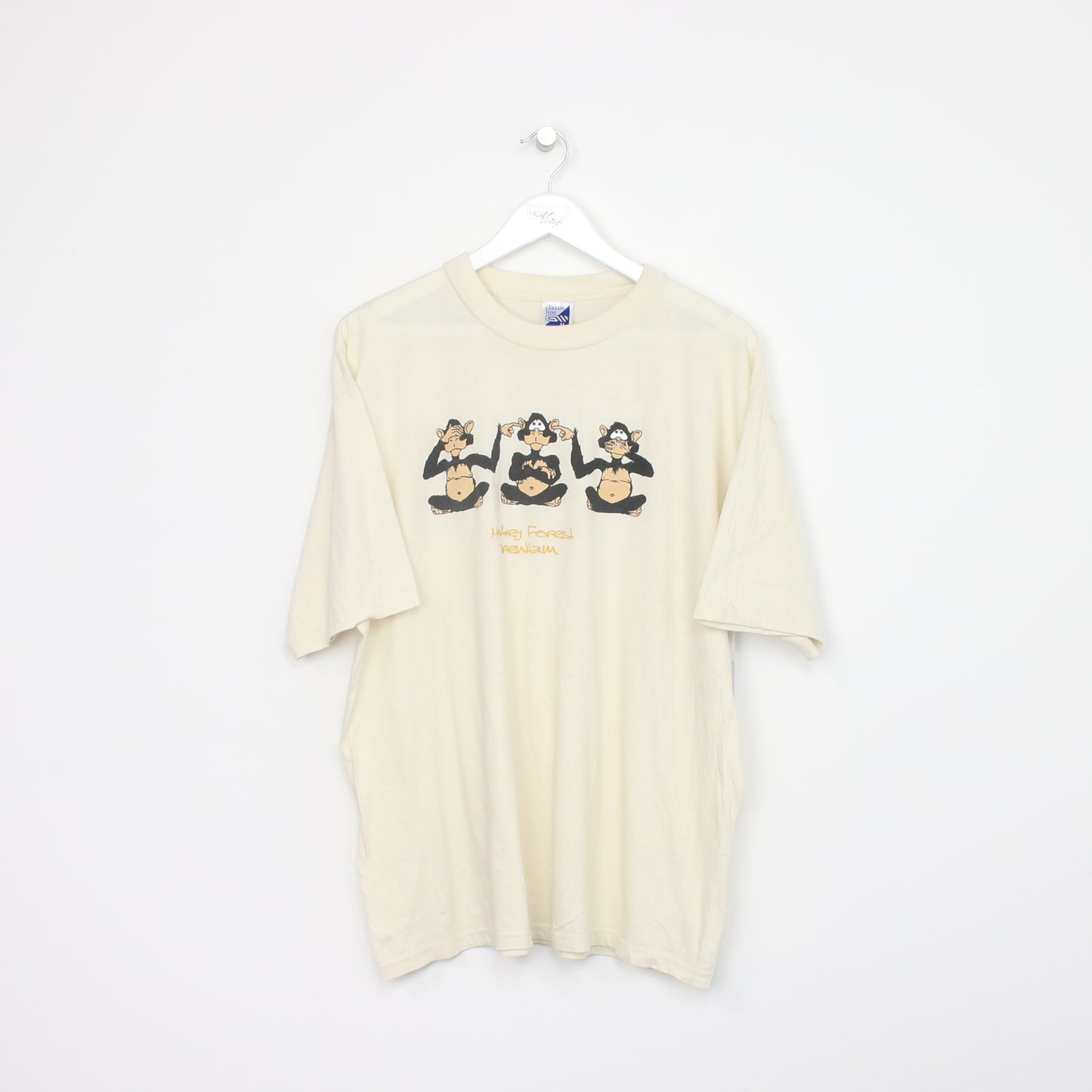 Vintage Unbranded t-shirt in cream. Best fits L