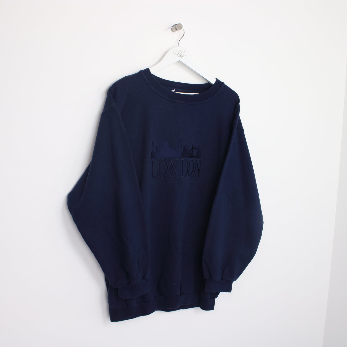 Vintage Unbranded sweatshirt in navy. Best fits L