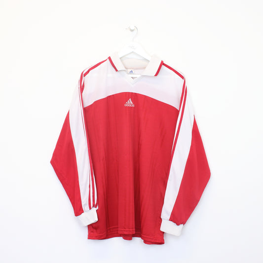 Vintage Adidas training football shirt in red and white. Best fits XL