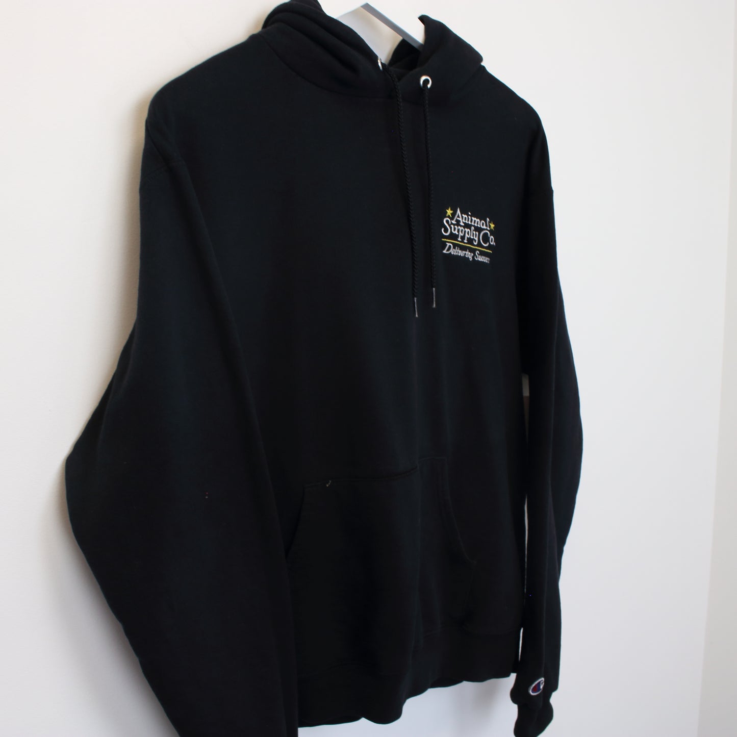 Vintage Champion Hoodie in black. Best fits M