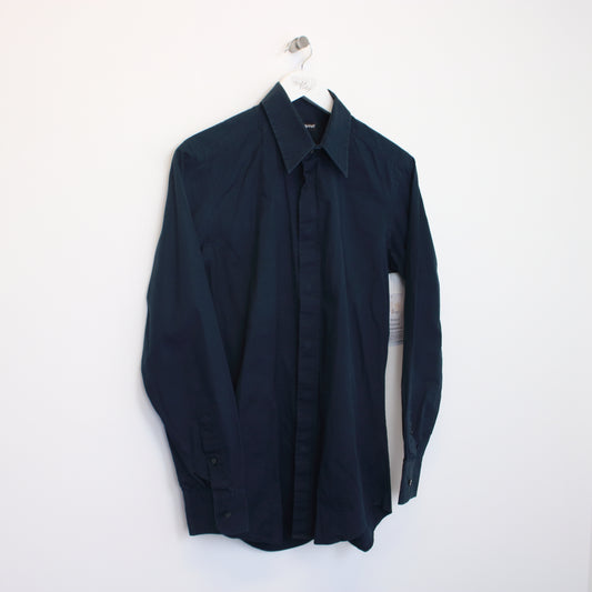 Vintage Dolce and Gabbana shirt in navy. Best fits S