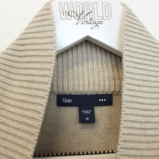 Vintage GAP knit sweatshirt in beige. Best fits M