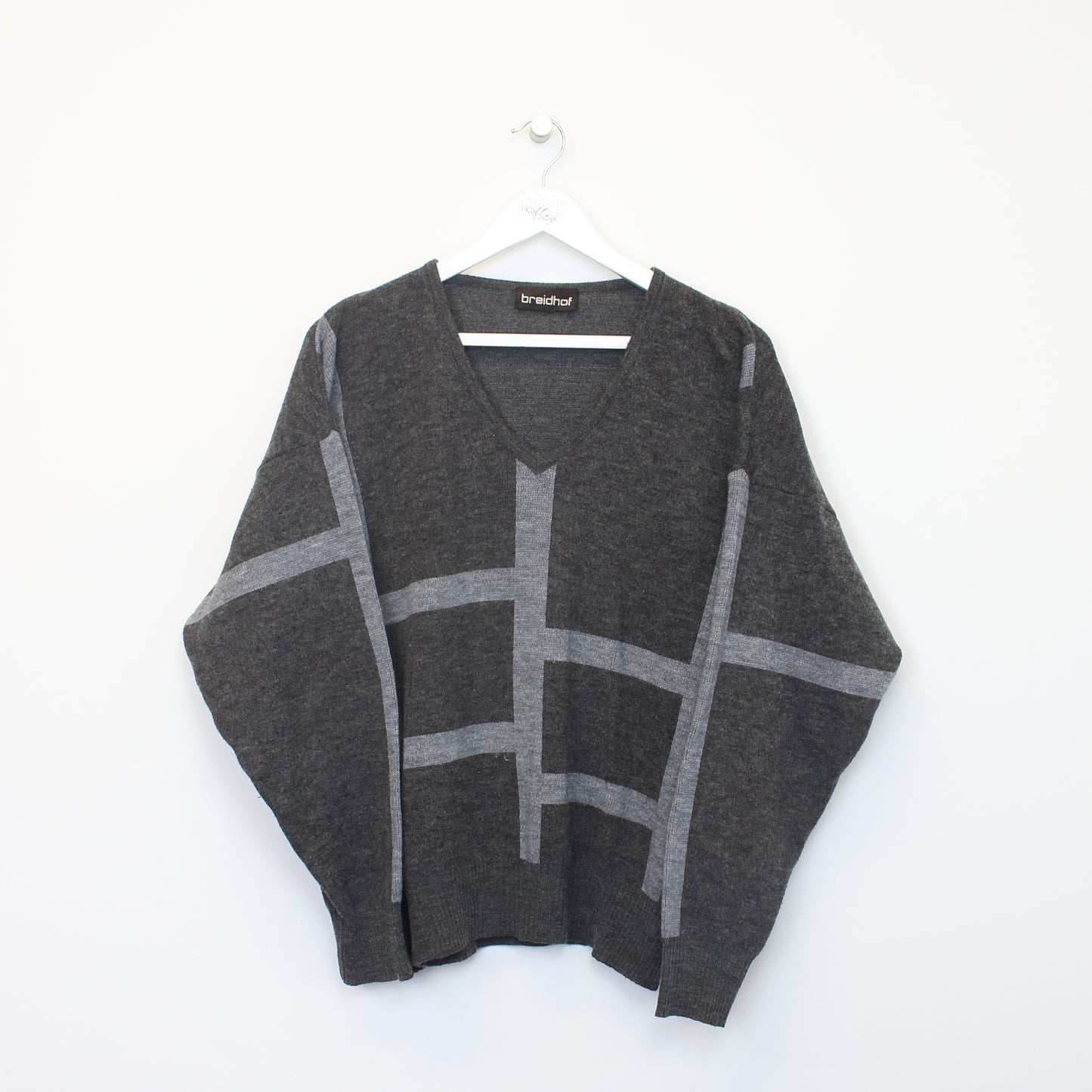 Vintage Breidhof knit sweatshirt in grey. Best fits L