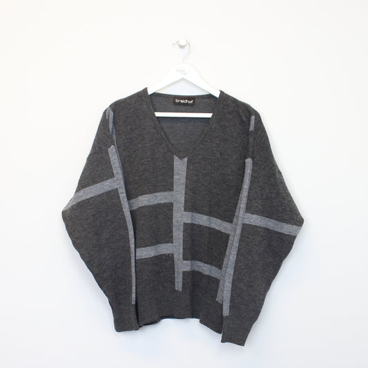 Vintage Breidhof knit sweatshirt in grey. Best fits L