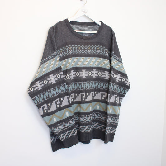 Vintage knit sweatshirt in grey. Best fits XL