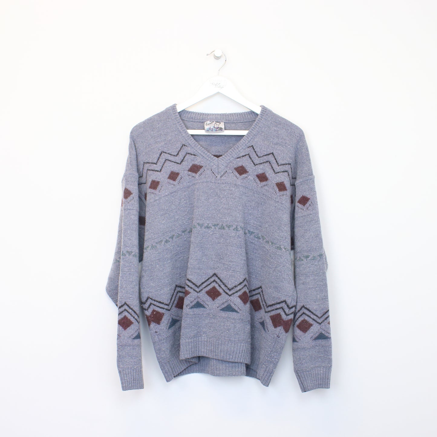 Vintage Unbranded knit sweatshirt in grey. Best fits L