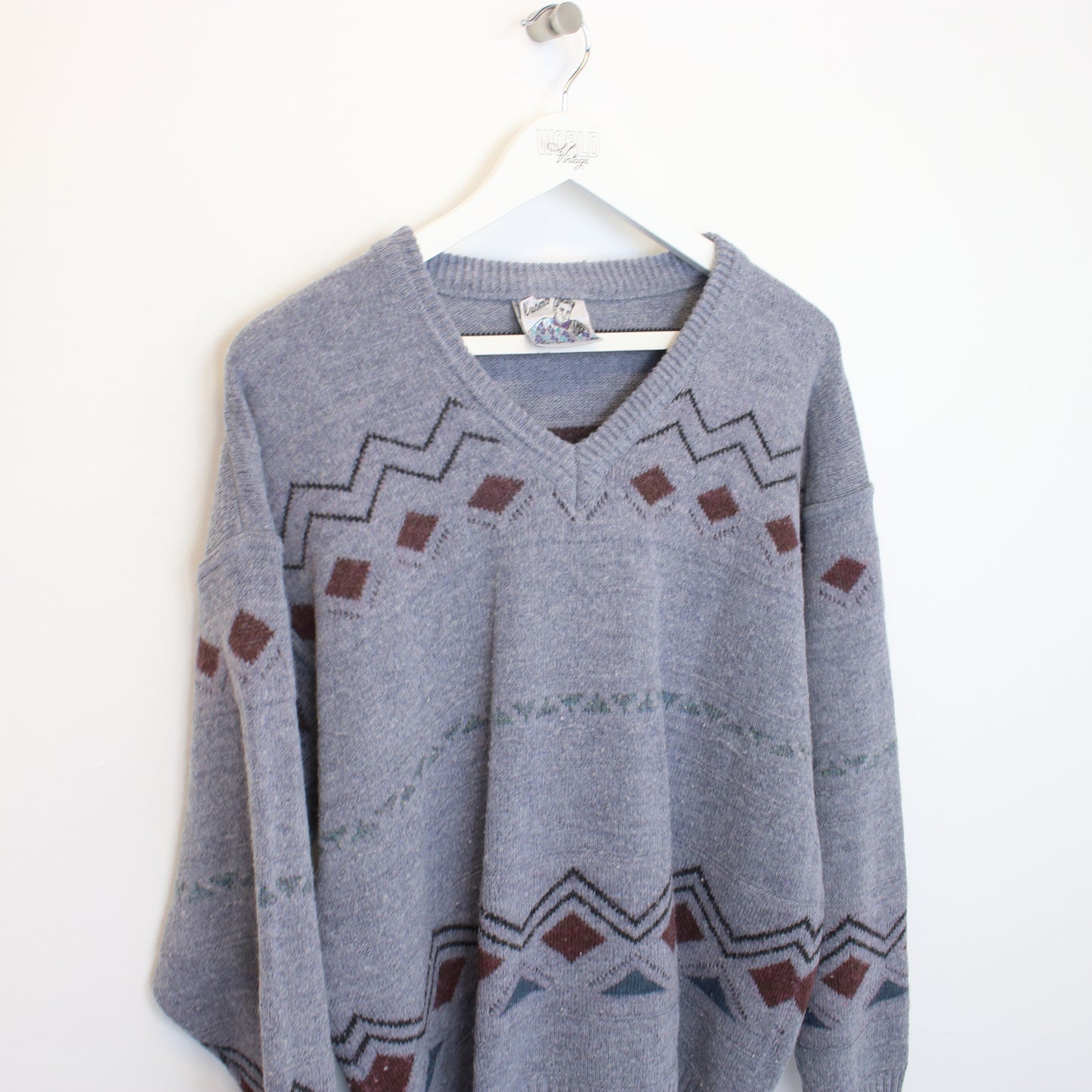 Vintage Unbranded knit sweatshirt in grey. Best fits L