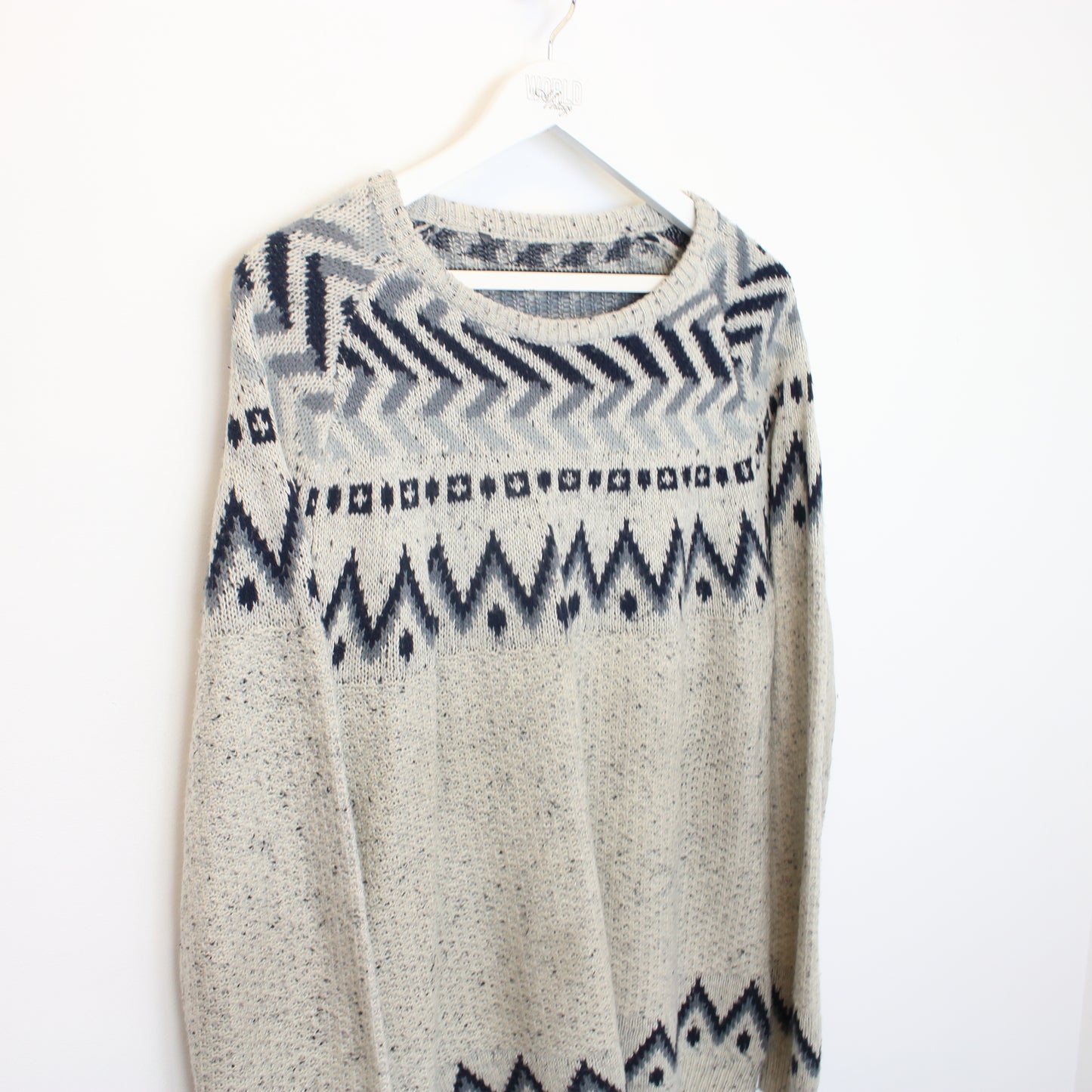 Vintage Unbranded knit sweatshirt in cream and blue. Best fits M