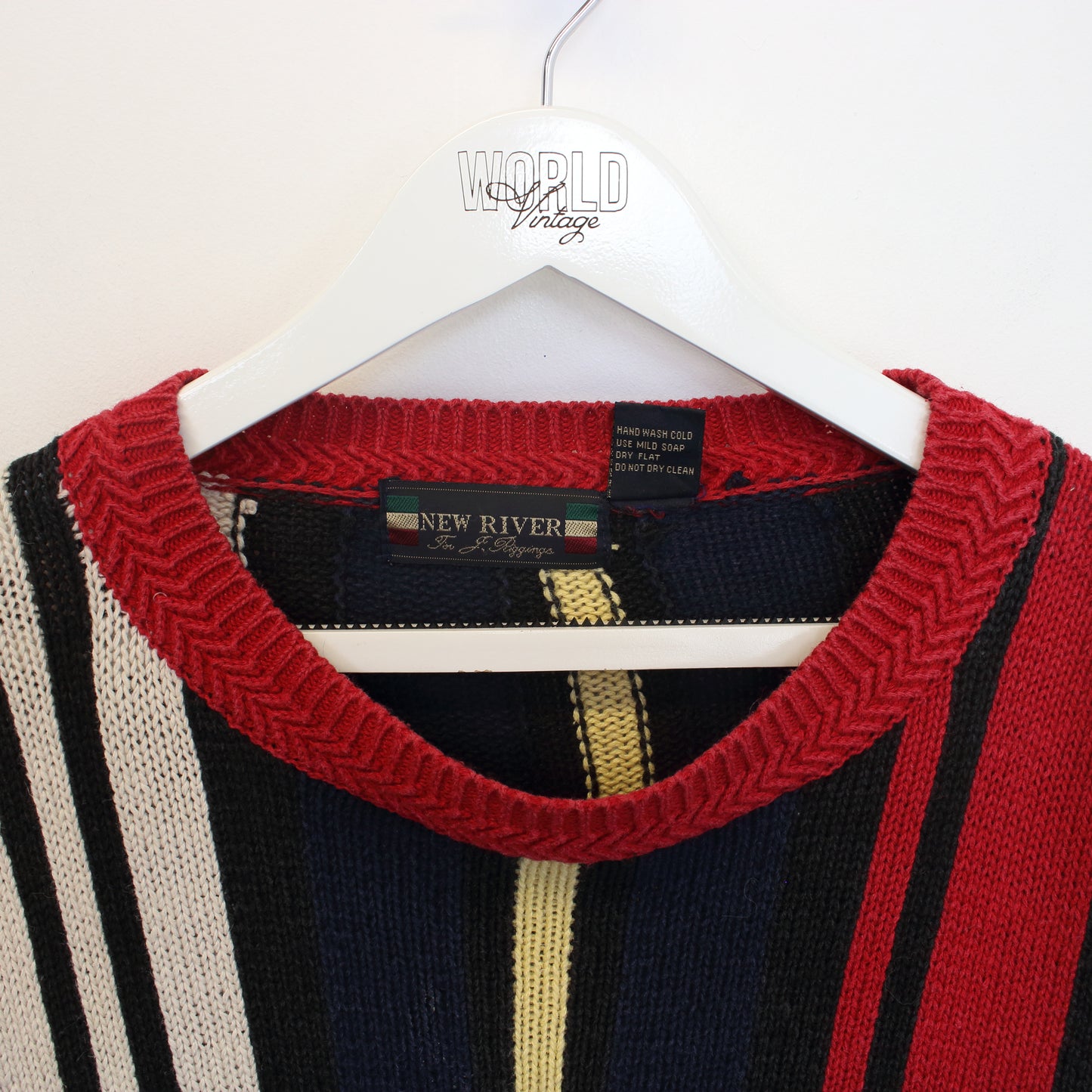 Vintage New River knit sweatshirt in multi colour. Best fits L