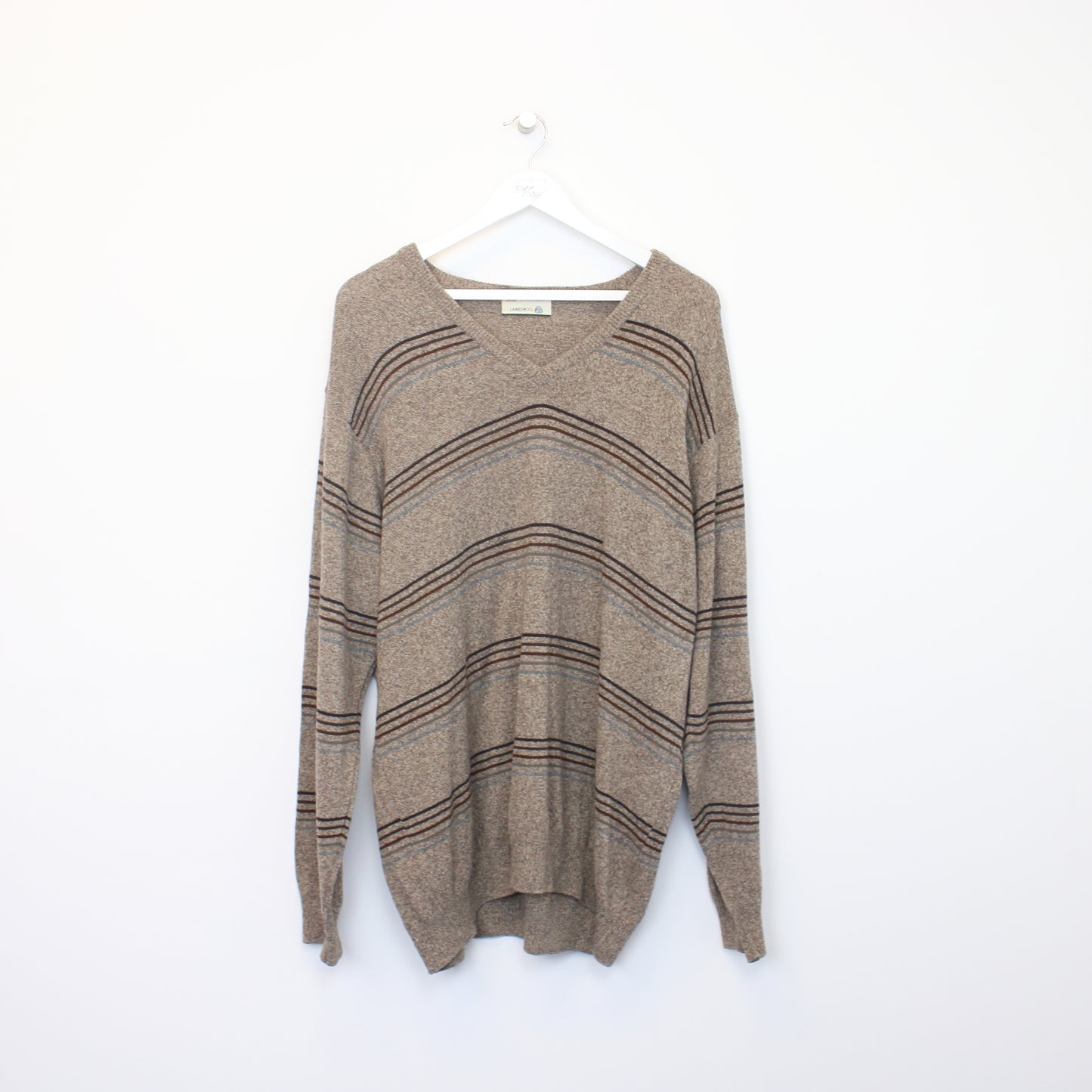 Vintage M&S knit sweatshirt in brown. Best fits XL