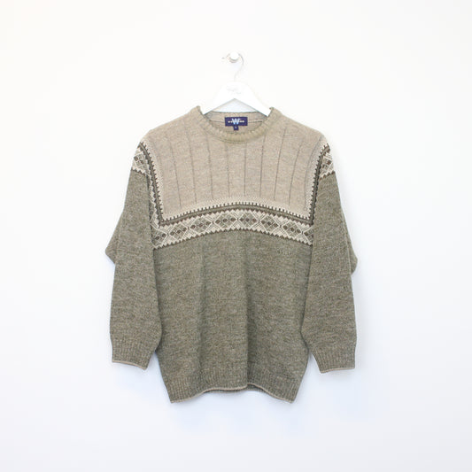 Vintage Weekend knit sweatshirt in brown. Best fits S