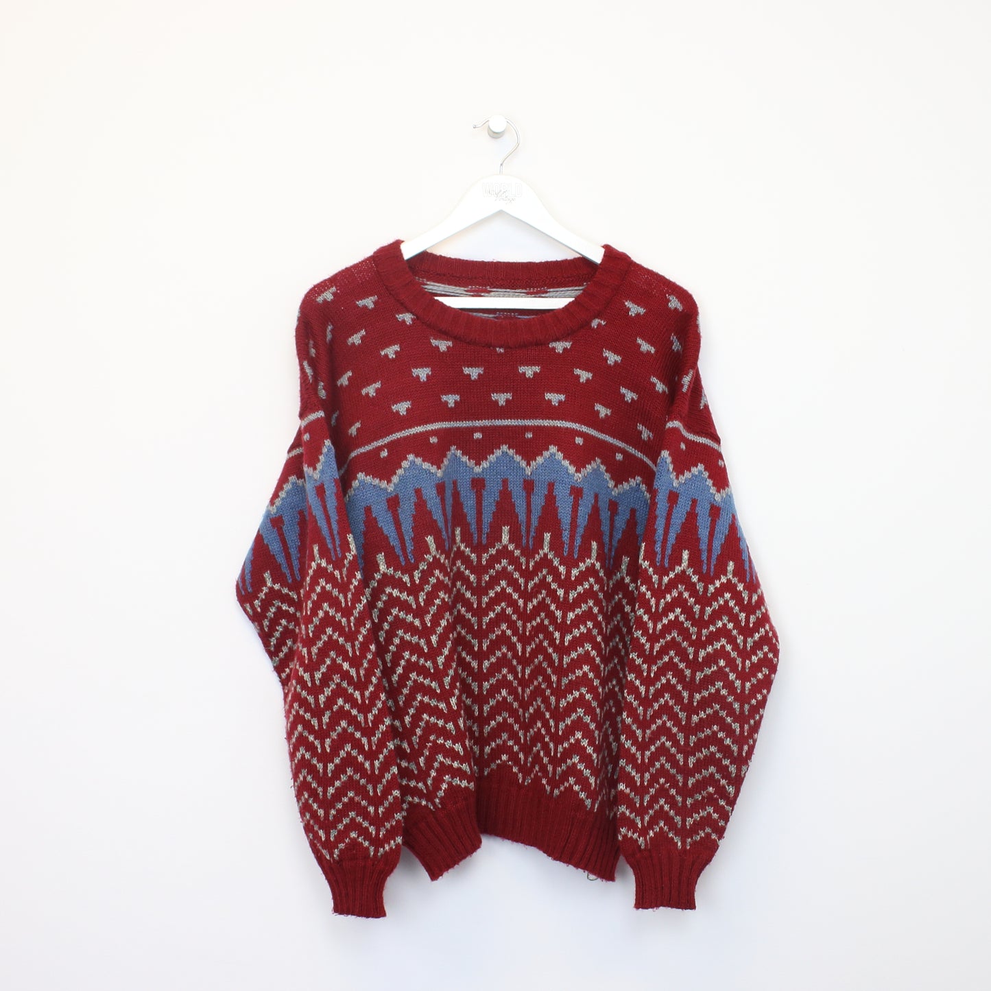 Vintage Unbranded knit sweatshirt in red. Best fits L