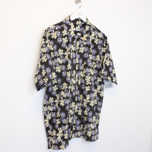 Vintage Le Frog shirt in brown. Best fits L