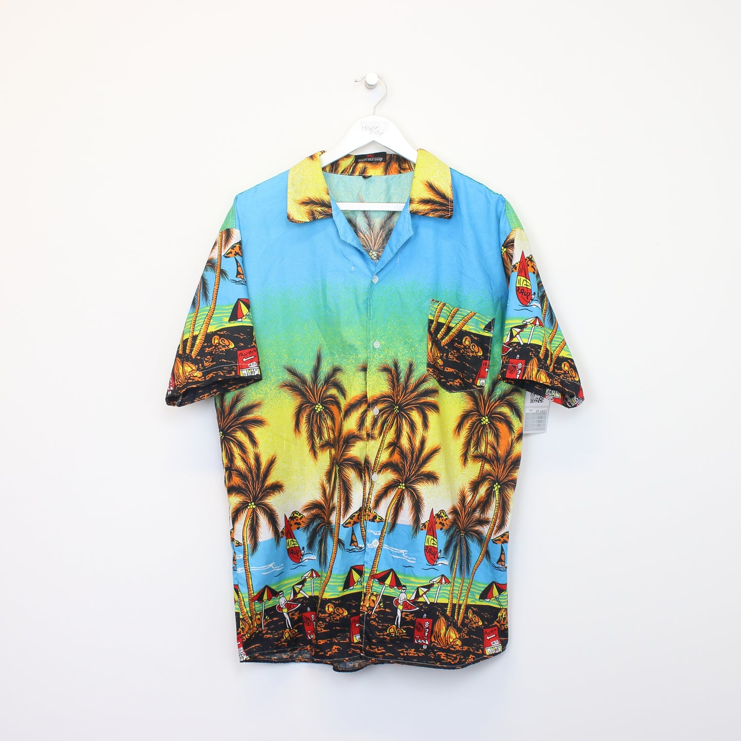 Vintage Fight the wolf Hawaiian shirt. Best fits XL