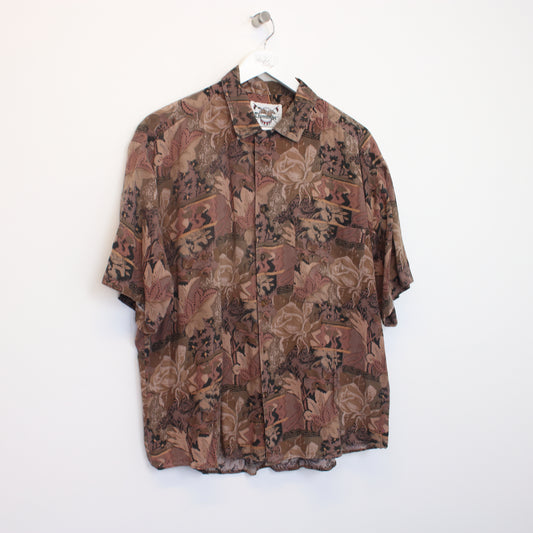 Vintage Trommler shirt in brown. Best fits L