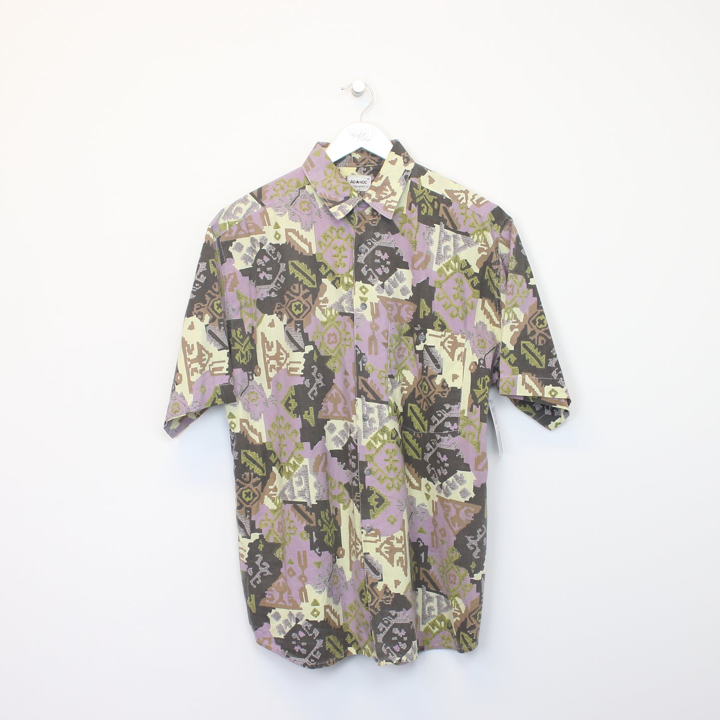 Vintage AD HOC shirt in multicolour. Best fits L