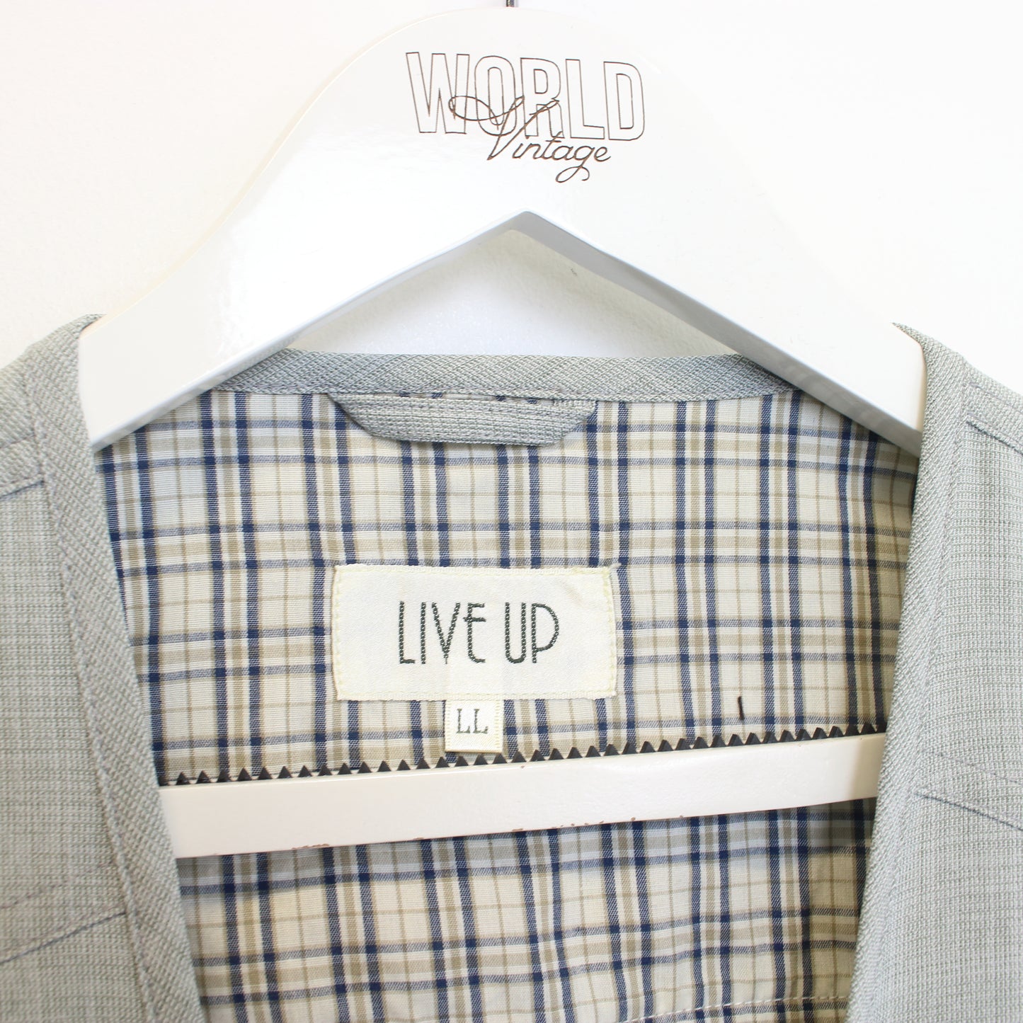 Vintage Live Up vest in grey. Best fits L