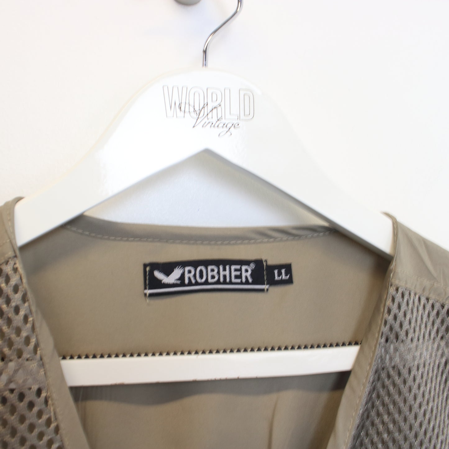 Vintage Robher mesh vest in brown. Best fits L