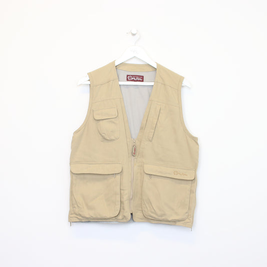 Vintage Musshu vest in beige. Best fits L