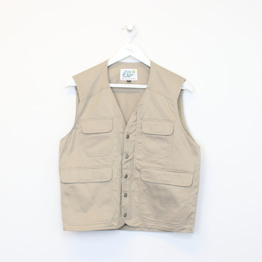 Vintage World Island vest in beige. Best fits M