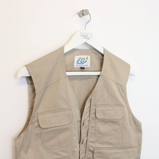 Vintage World Island vest in beige. Best fits M