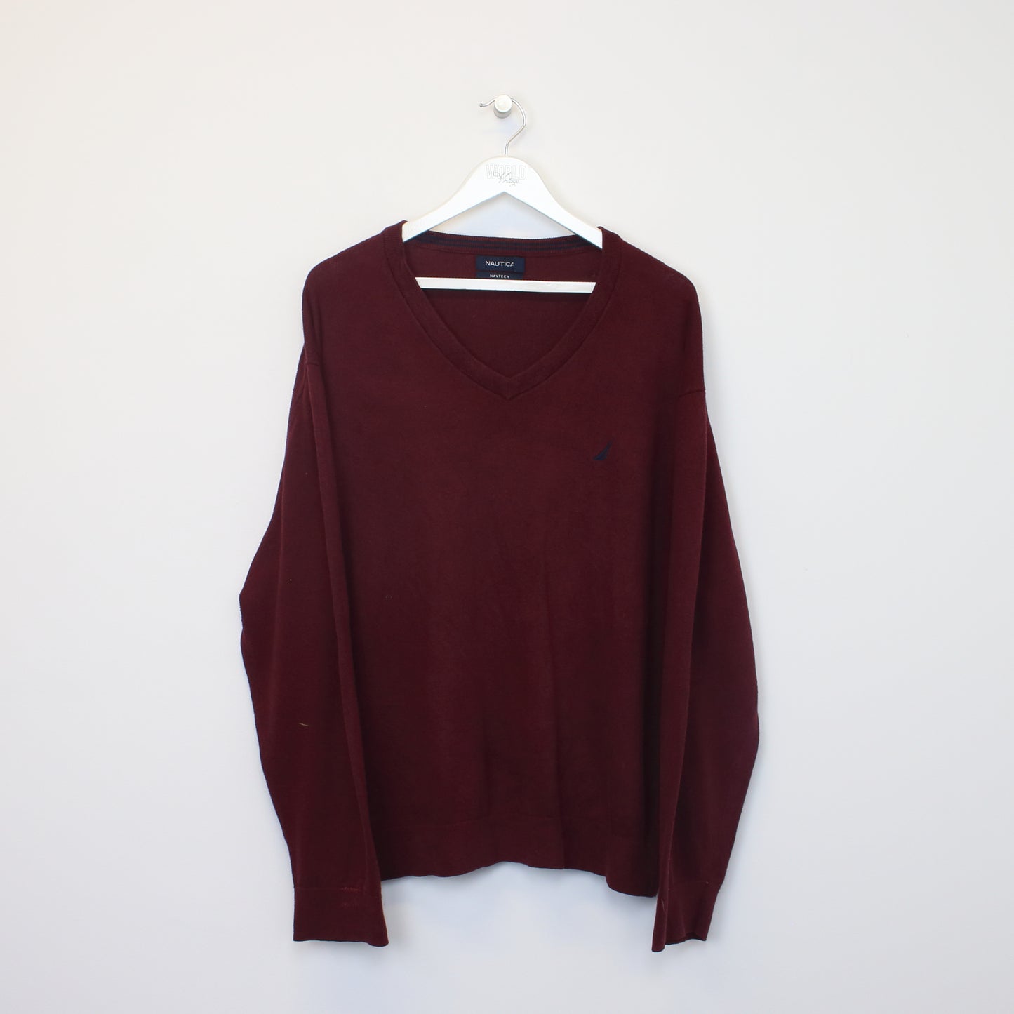 Vintage Nautica knitted sweatshirt in burgundy. Best fits XL