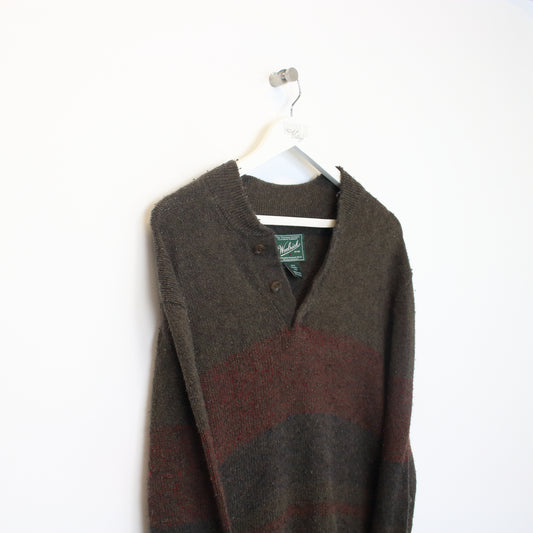 Vintage Woolrich knitted sweatshirt in Brown. Best fits L