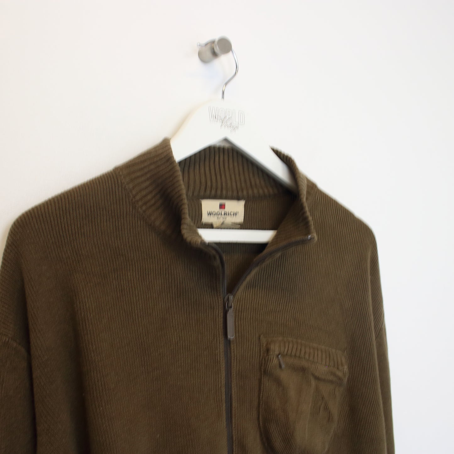 Vintage Woolrich zip up sweatshirt in Brown. Best fits M