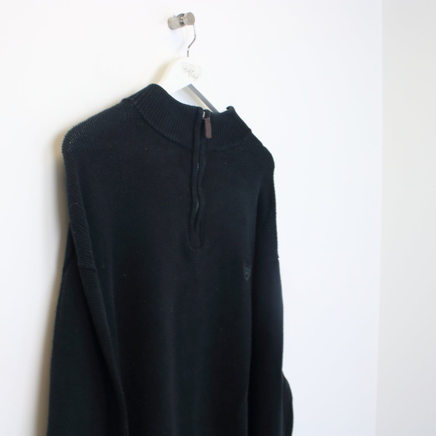 Vintage Chaps quarter button fleece in black. Best fits XL