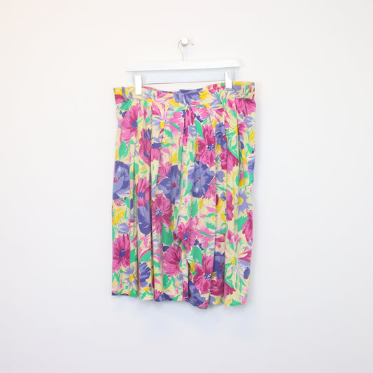 Vintage unbranded floral skirt . Best fits W36