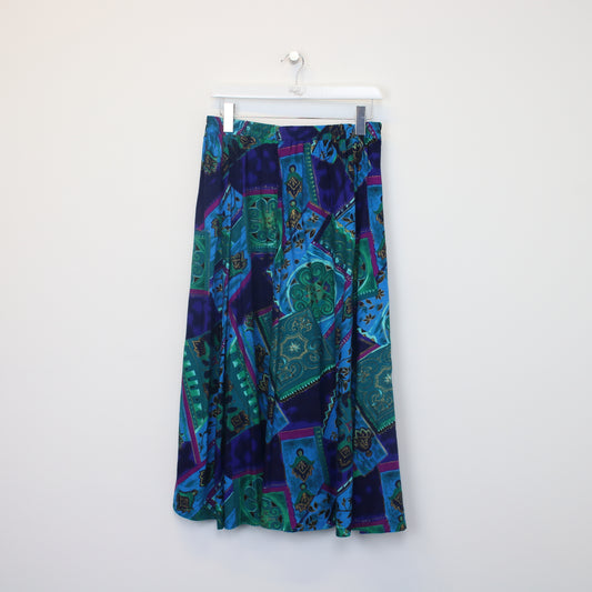 Vintage unbranded graphic skirt . Best fits W26