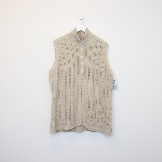 Vintage Woolrich gilet knitted sweatshirt in beige. Best fits XL