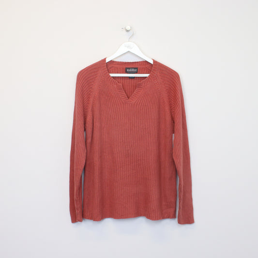 Vintage women's Woolrich knitted sweatshirt in red. Best fits M