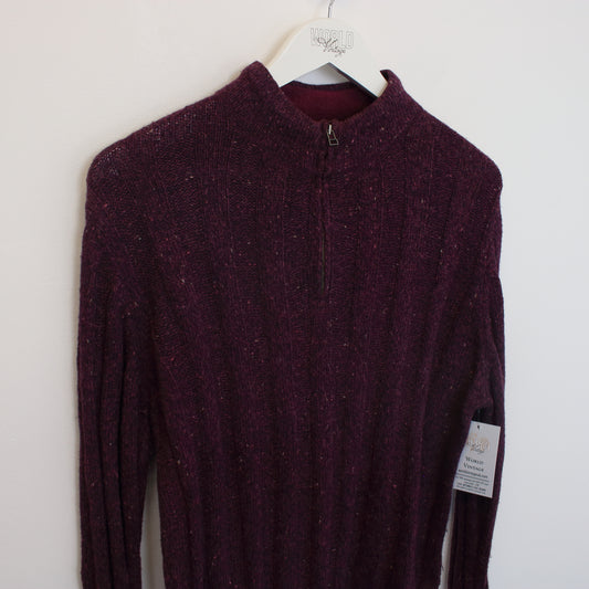 Vintage women's Woolrich knitted quarter zip sweatshirt in burgundy. Best fits S