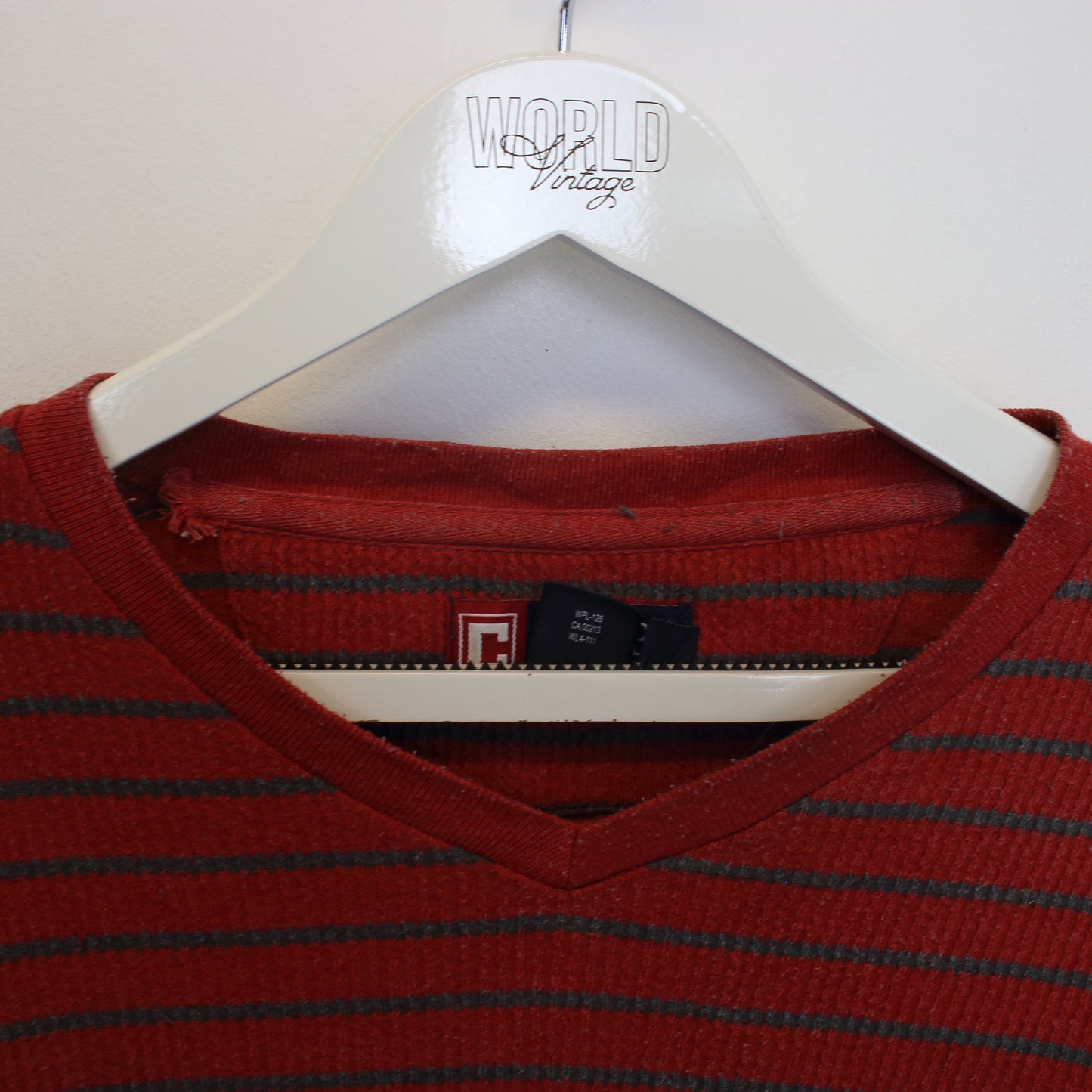 Vintage Chaps knitted sweatshirt in red and grey. Best fits M