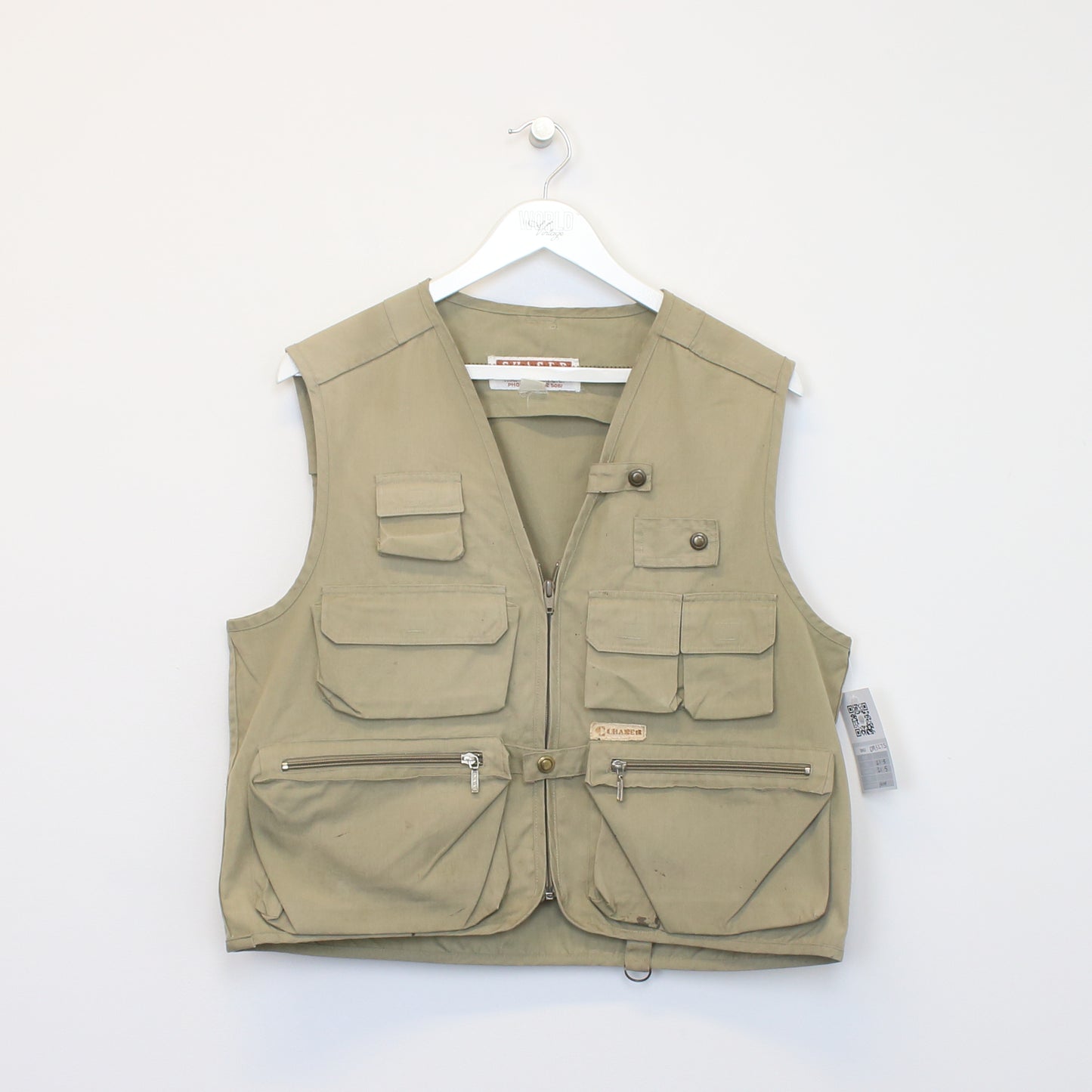 Vintage Chaser vest in brown. Best fits L