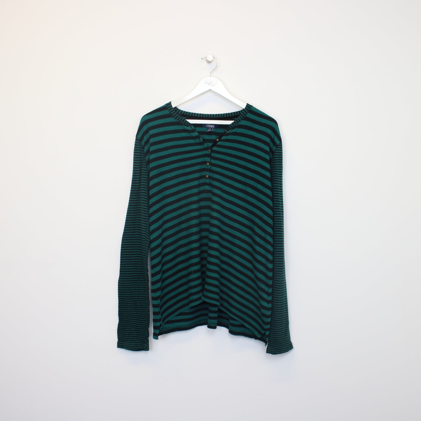 Vintage Chaps womens knitted sweatshirt in Black and Green. Best fits M