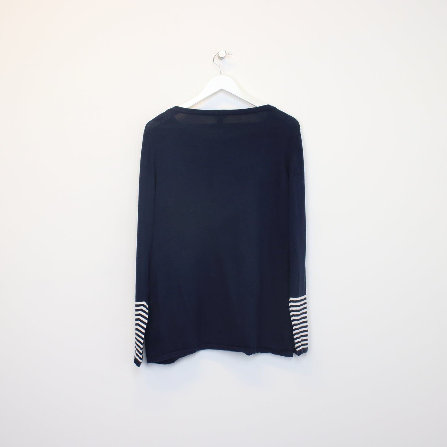 Vintage Nautica womens knitted sweatshirt in navy. Best fits M