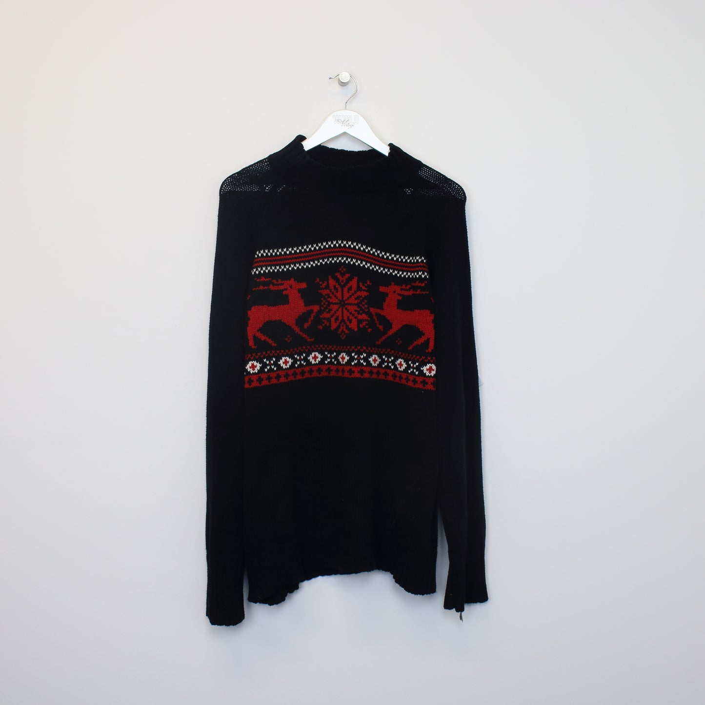 Vintage Chaps knitted sweatshirt in black. Best fits L