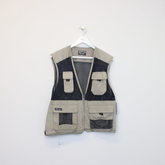 Vintage Pro Act vest in beige. Best fits M