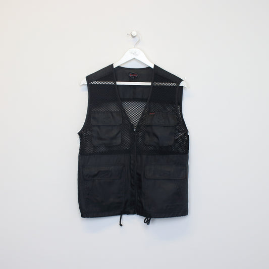 Vintage WindIt vest in black. Best fits M