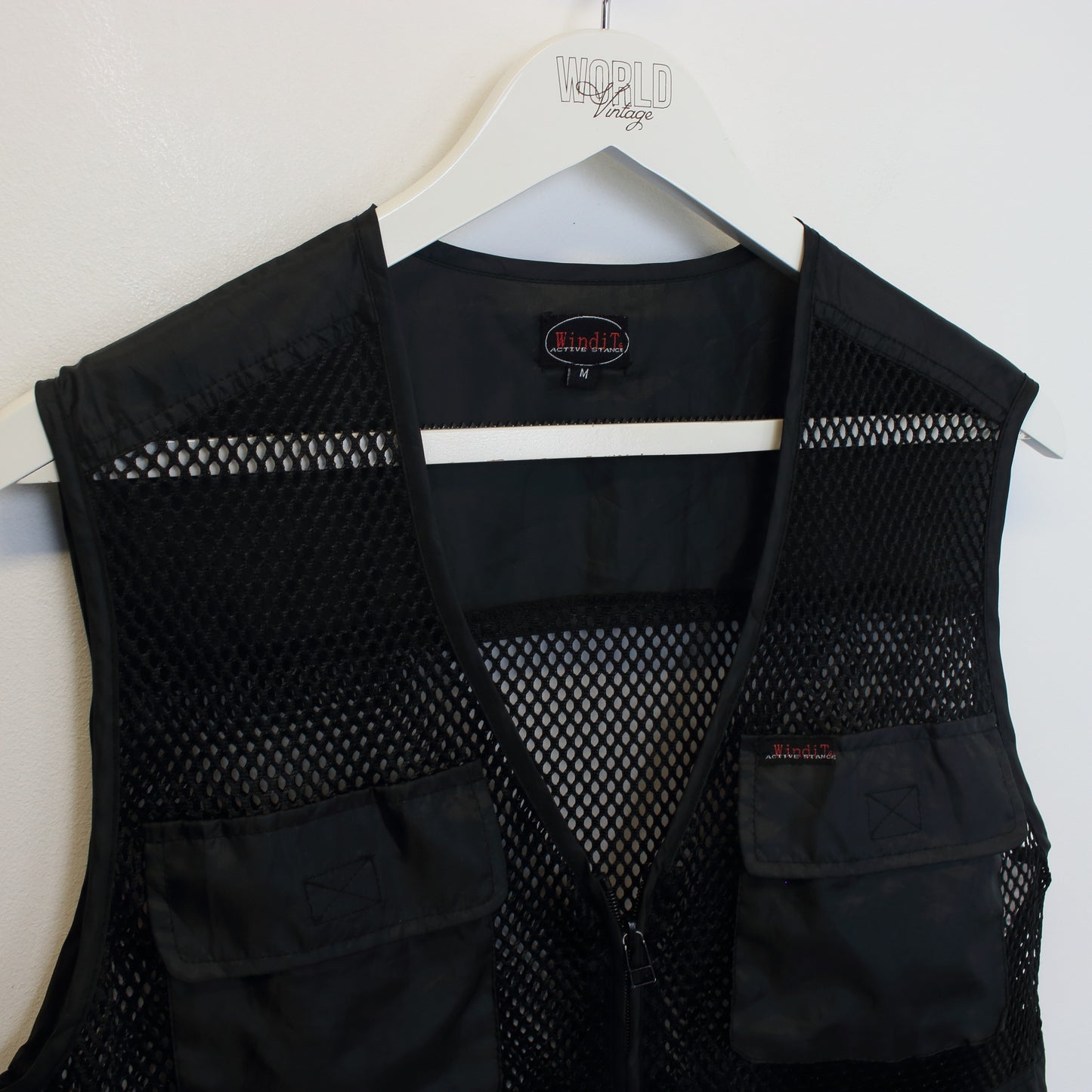 Vintage WindIt vest in black. Best fits M