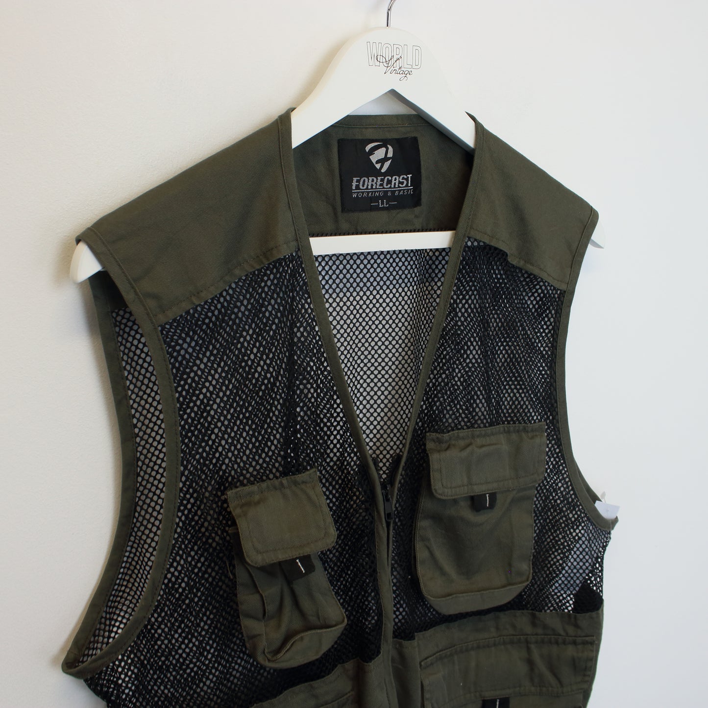 Vintage Forecast vest in green. Best fits L