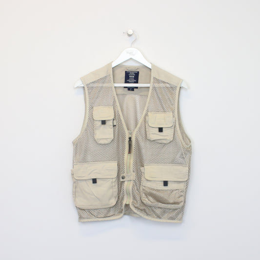 Vintage Nepuca vest in beige. Best fits M